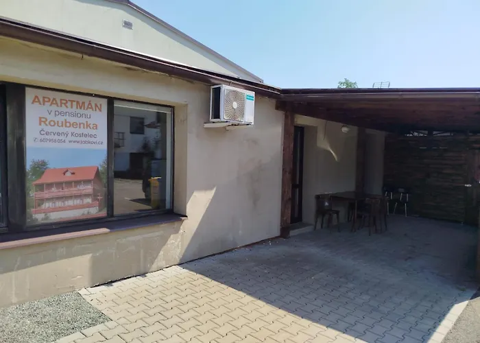 S Terasou Červený Kostelec